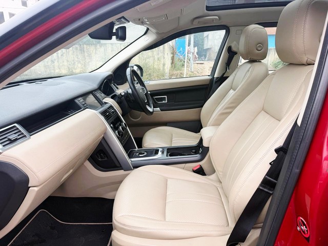 Second-hand 2018 Land Rover Discovery HSE 2.0 SD4 for sale in New Delhi-11
