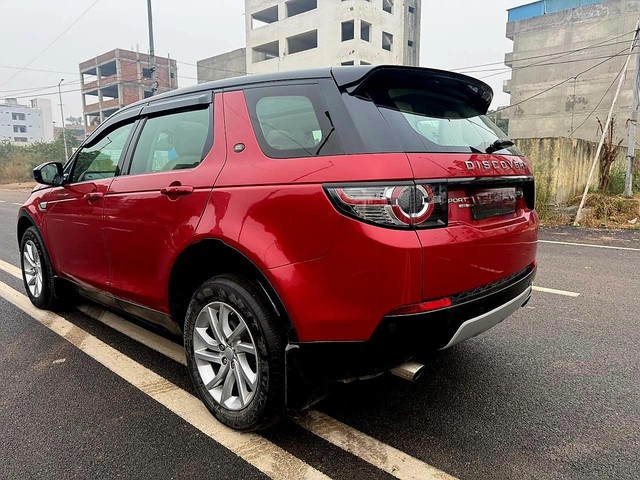 Second-hand 2018 Land Rover Discovery HSE 2.0 SD4 for sale in New Delhi-13