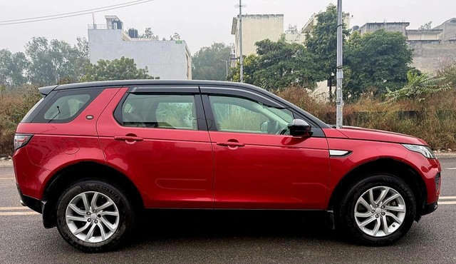 Second-hand 2018 Land Rover Discovery HSE 2.0 SD4 for sale in New Delhi-1