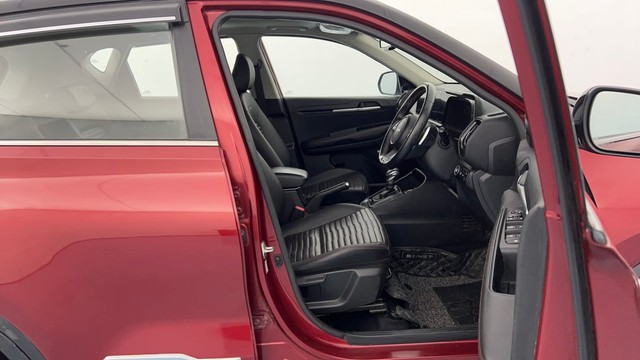 Second-hand 2021 Kia Sonet 1.5 GTX Plus Diesel AT DT for sale in Lucknow-15