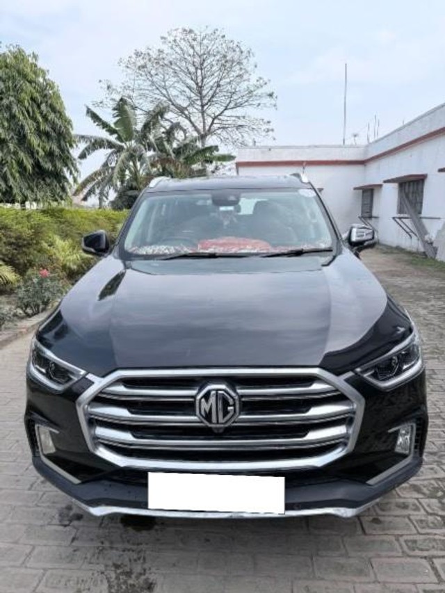 Second-hand 2021 MG Gloster Savvy 6-Str for sale in Patna-1