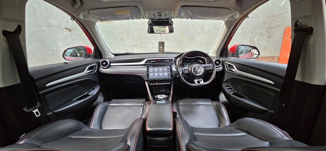 Second-hand 2024 MG ZS EV Exclusive for sale in Mumbai-13