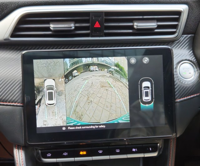 Second-hand 2024 MG ZS EV Exclusive for sale in Mumbai-8