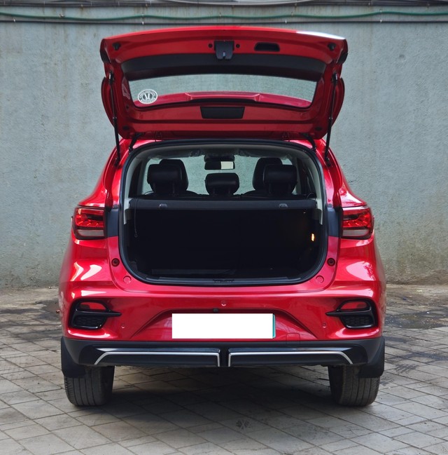 Second-hand 2024 MG ZS EV Exclusive for sale in Mumbai-10