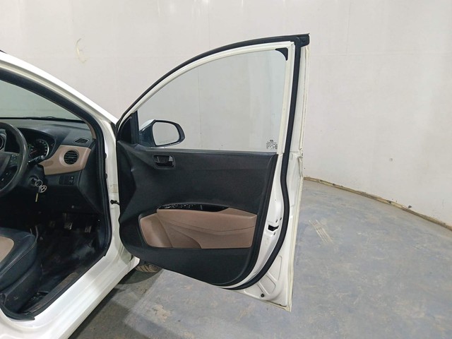 Hyundai Grand i10 1.2 Kappa Magna BSIV Second-hand 2019 Hyundai Grand i10 1.2 Kappa Magna BSIV for sale in Kochi-16