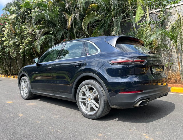 Second-hand 2020 Porsche Cayenne S for sale in Bangalore-12