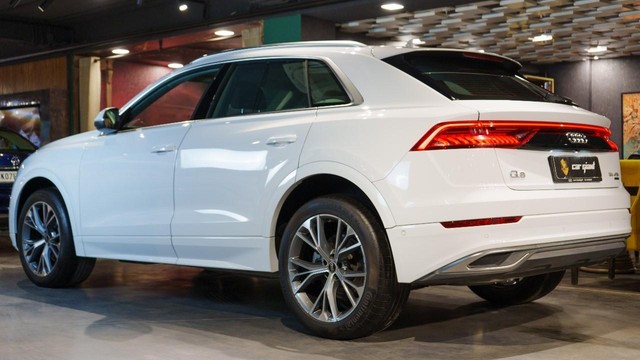 Second-hand 2022 Audi Q8 Celebration Edition BSVI for sale in New Delhi-3