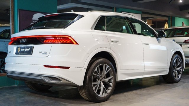 Second-hand 2022 Audi Q8 Celebration Edition BSVI for sale in New Delhi-8