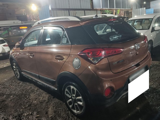 Second-hand 2015 Hyundai i20 Active 1.2 S for sale in Mumbai-4