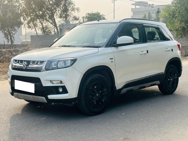 Second-hand 2018 Maruti Vitara Brezza ZDi for sale in Jaipur-5