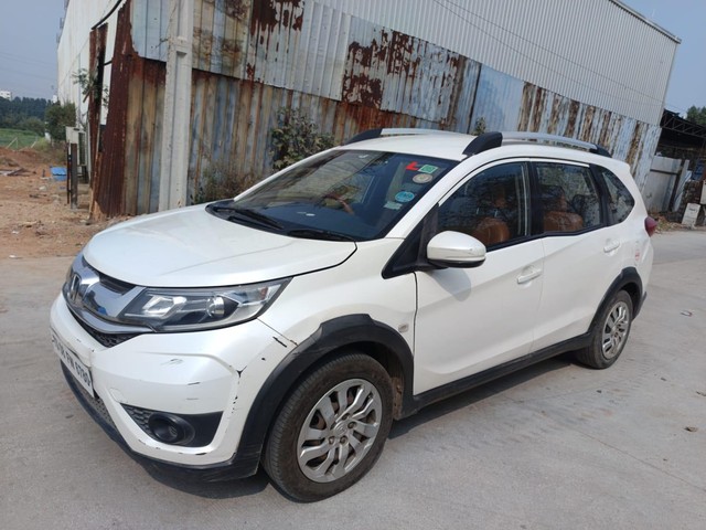 Second-hand 2018 Honda BR-V i-DTEC S MT for sale in Hyderabad-7