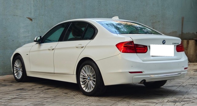 Second-hand 2015 BMW 3 Series 320d Luxury Line for sale in Mumbai-9