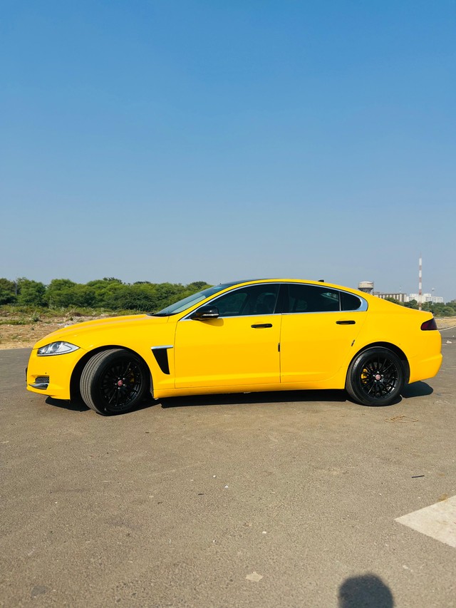 Second-hand 2014 Jaguar XF 2.2 Litre Luxury for sale in Vadodara-11