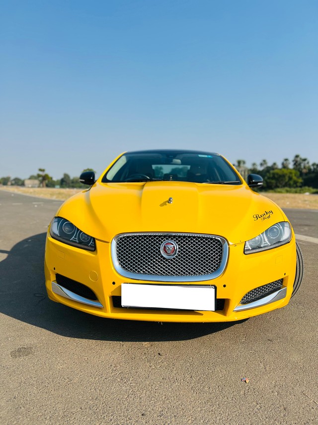Second-hand 2014 Jaguar XF 2.2 Litre Luxury for sale in Vadodara-1