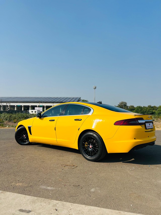 Second-hand 2014 Jaguar XF 2.2 Litre Luxury for sale in Vadodara-13