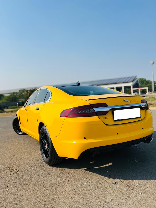 Second-hand 2014 Jaguar XF 2.2 Litre Luxury for sale in Vadodara-8