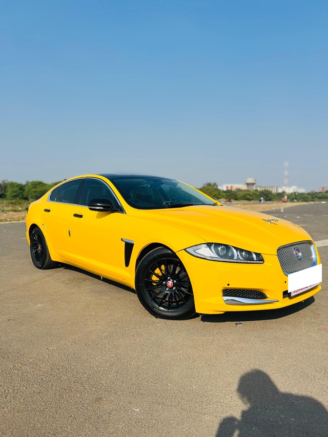 Second-hand 2014 Jaguar XF 2.2 Litre Luxury for sale in Vadodara-9