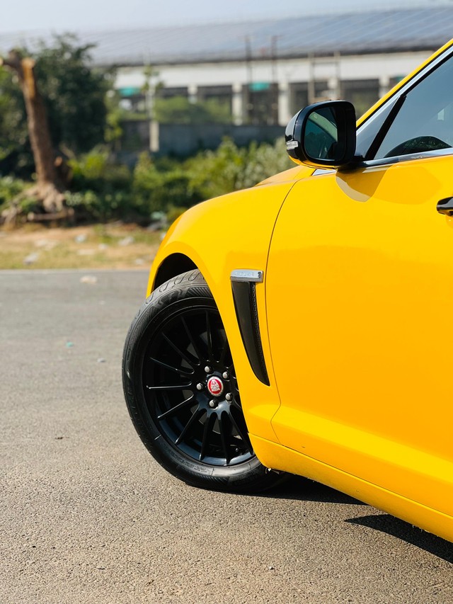 Second-hand 2014 Jaguar XF 2.2 Litre Luxury for sale in Vadodara-0