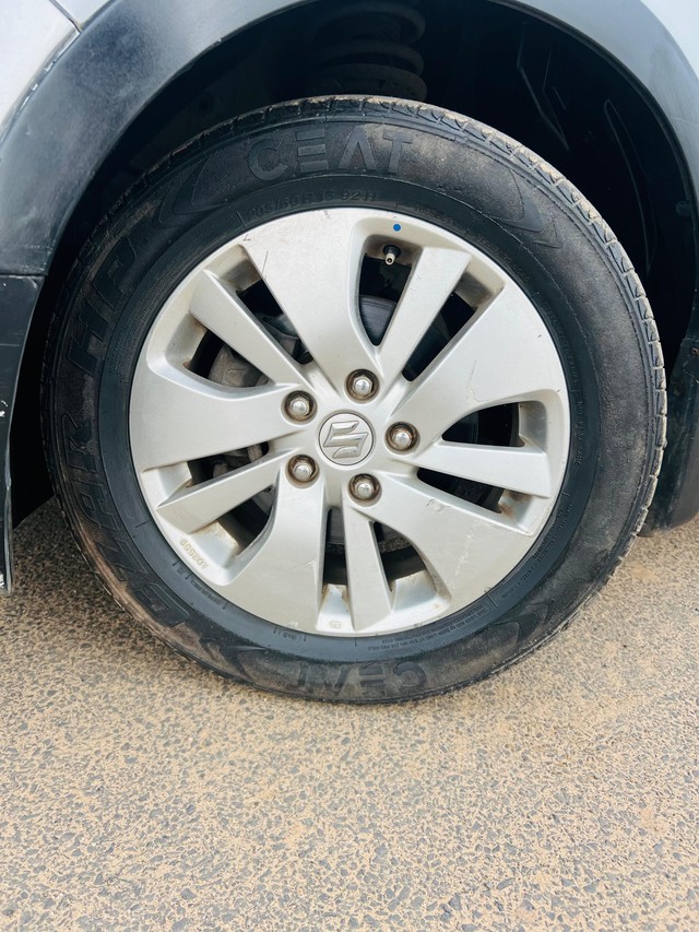 Second-hand 2015 Maruti S Cross DDiS 200 Alpha for sale in Vadodara-13