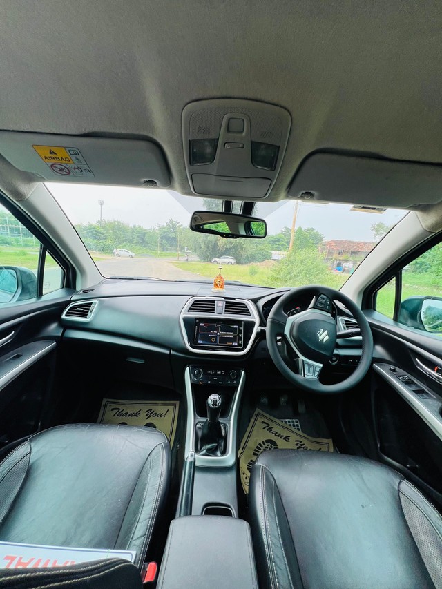 Second-hand 2015 Maruti S Cross DDiS 200 Alpha for sale in Vadodara-12