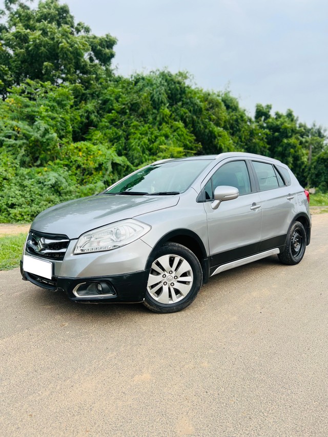 Second-hand 2015 Maruti S Cross DDiS 200 Alpha for sale in Vadodara-14