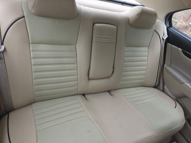 Second-hand 2016 Maruti Ciaz VDi Plus SHVS for sale in Mathura-6