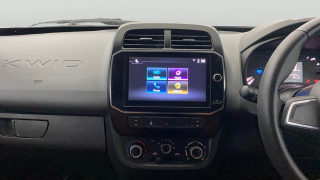 Second-hand 2020 Renault KWID 1.0 RXT AMT Opt for sale in Lucknow-22