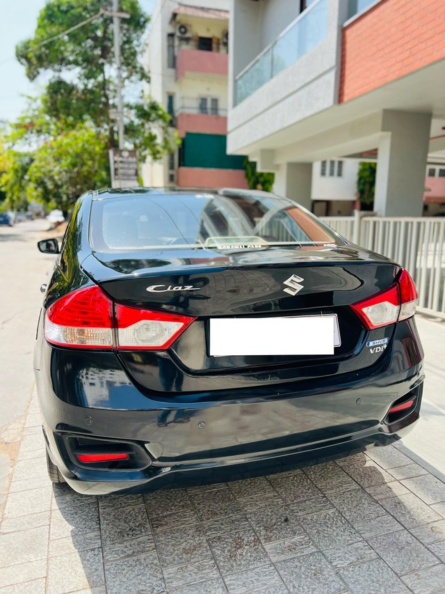 Second-hand 2015 Maruti Ciaz VDi for sale in Vadodara-1