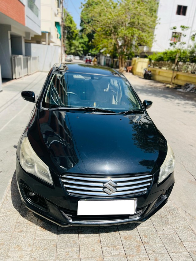 Second-hand 2015 Maruti Ciaz VDi for sale in Vadodara-3