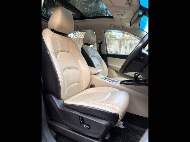 Second-hand 2021 MG Hector Sharp CVT for sale in Mumbai-14
