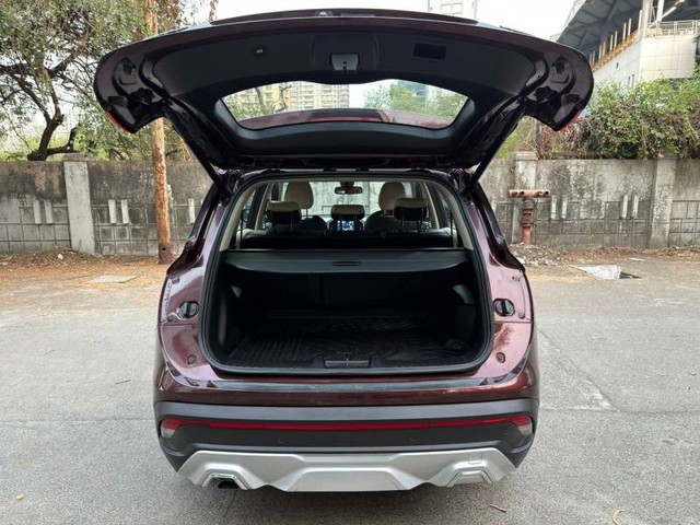 Second-hand 2021 MG Hector Sharp CVT for sale in Mumbai-12