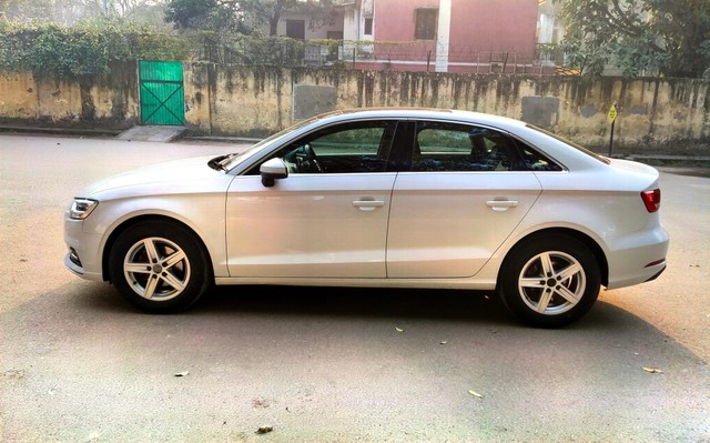 Second-hand 2019 Audi A3 35 TFSI Premium for sale in New Delhi-3