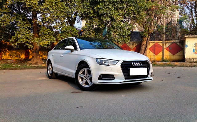 Second-hand 2019 Audi A3 35 TFSI Premium for sale in New Delhi-18