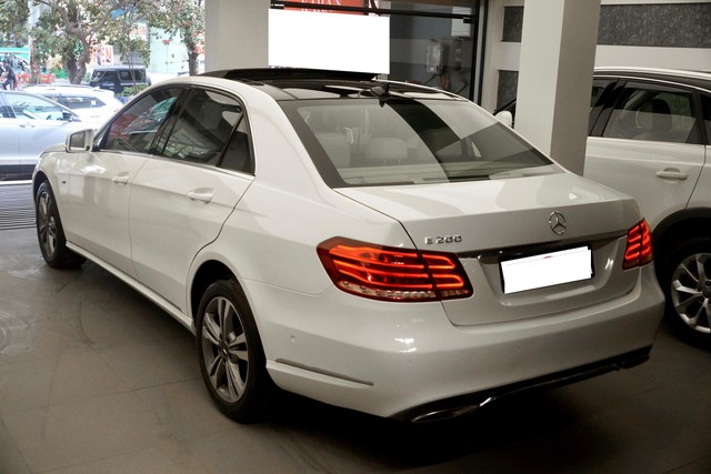 Second-hand 2017 Mercedes-Benz E-Class E 200 CGI for sale in New Delhi-6