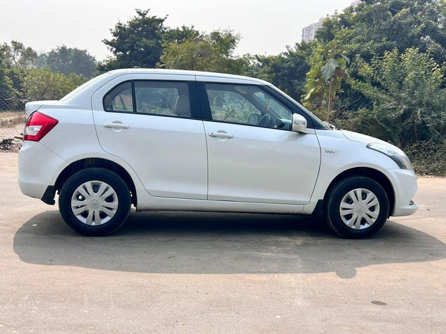 Second-hand 2016 Maruti Swift Dzire VXI for sale in Vadodara-1