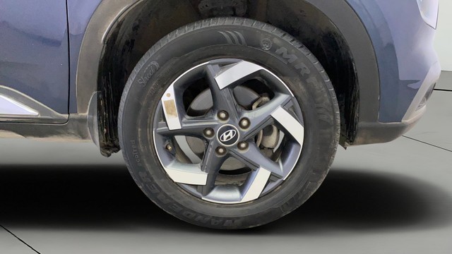 Second-hand 2020 Hyundai Venue SX Turbo iMT for sale in Kochi-23