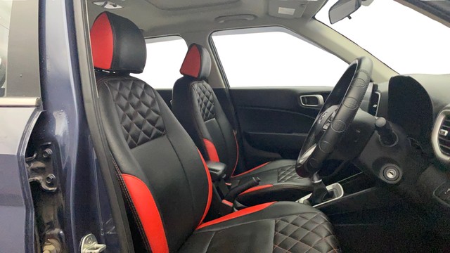 Second-hand 2020 Hyundai Venue SX Turbo iMT for sale in Kochi-15