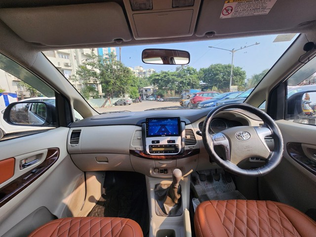 Second-hand 2014 Toyota Innova 2.5 VX (Diesel) 8 Seater for sale in Mumbai-6