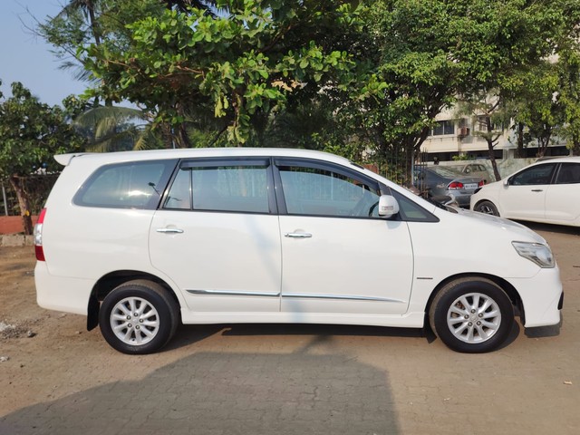 Second-hand 2014 Toyota Innova 2.5 VX (Diesel) 8 Seater for sale in Mumbai-1
