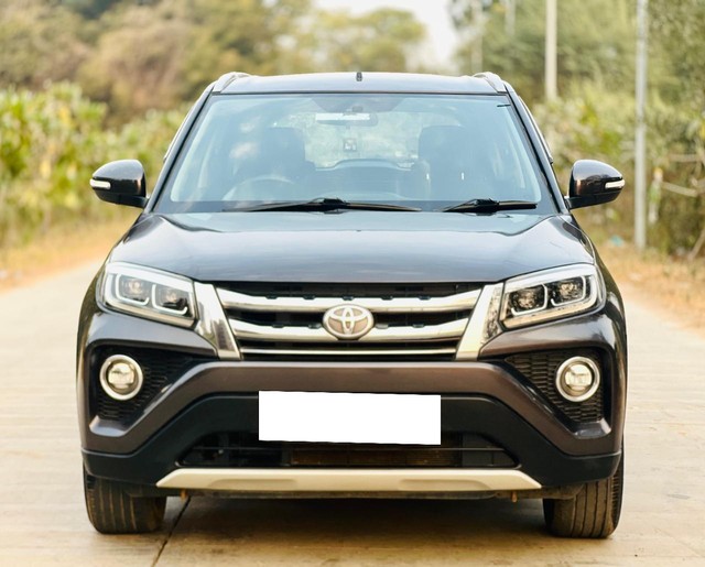Second-hand 2022 Toyota Urban cruiser High for sale in Ahmedabad-3