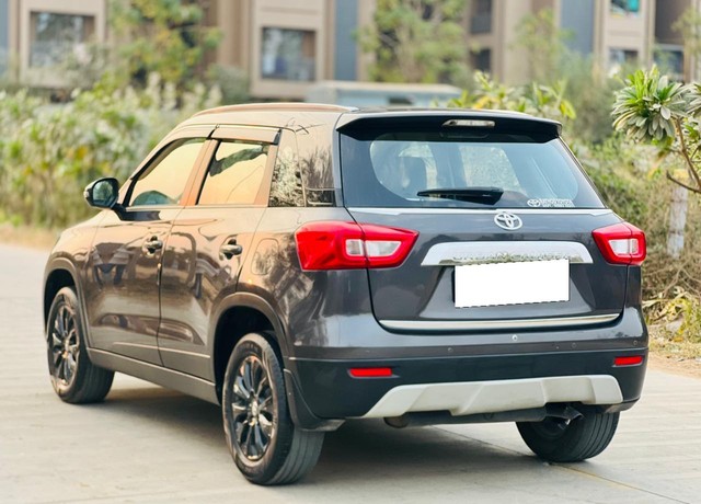 Second-hand 2022 Toyota Urban cruiser High for sale in Ahmedabad-8