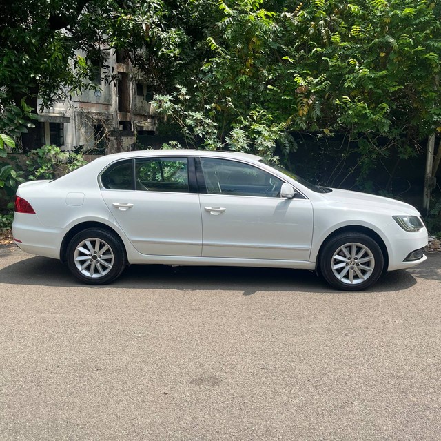 Second-hand 2015 Skoda Superb Elegance 2.0 TDI CR AT for sale in Mumbai