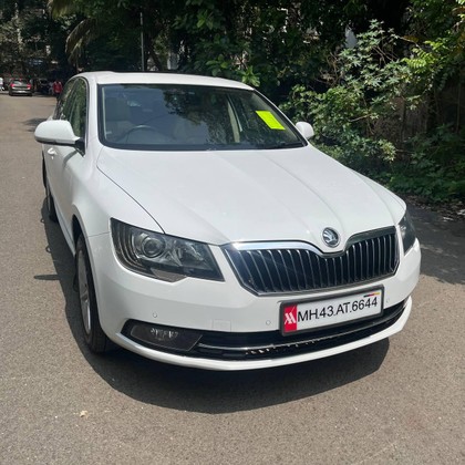 Second-hand 2015 Skoda Superb Elegance 2.0 TDI CR AT for sale in Mumbai