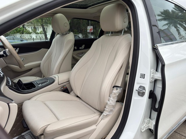 Second-hand 2022 Mercedes-Benz E-Class Exclusive E 220d BSVI for sale in Mumbai-5