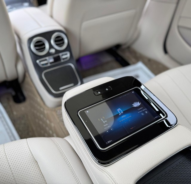 Second-hand 2022 Mercedes-Benz E-Class Exclusive E 220d BSVI for sale in Mumbai-6