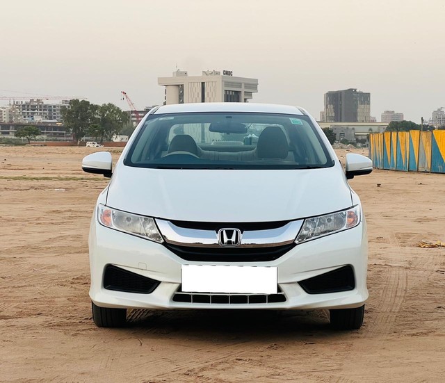 Second-hand 2015 Honda City i DTEC SV for sale in Ahmedabad-6