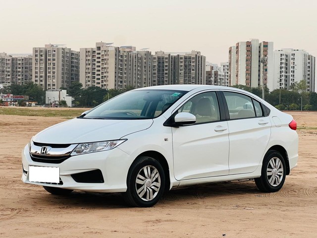 Second-hand 2015 Honda City i DTEC SV for sale in Ahmedabad-5