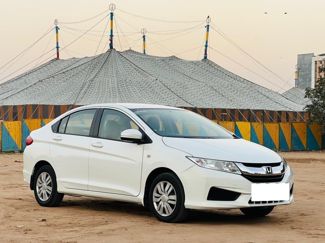 Second-hand 2015 Honda City i DTEC SV for sale in Ahmedabad-10
