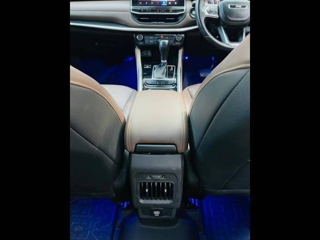 Second-hand 2022 Jeep Meridian Limited Opt AT BSVI for sale in Mumbai-17