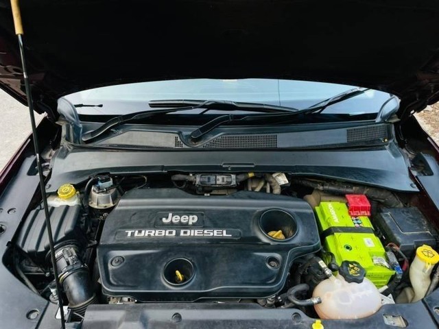 Second-hand 2022 Jeep Meridian Limited Opt AT BSVI for sale in Mumbai-5